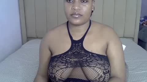 loveydivah online show from July 29, 5:49 am