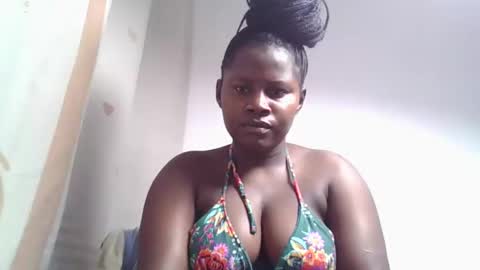 lovie_paula online show from September 28, 3:06 pm