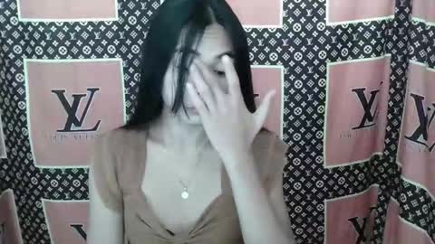 loving_rhean online show from December 20, 12:18 am