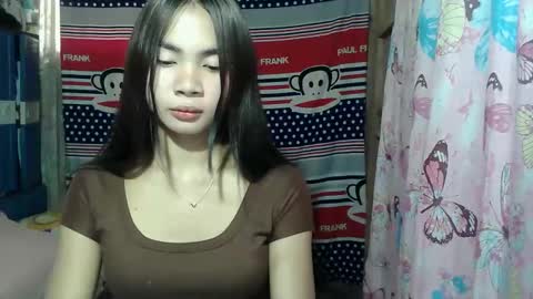 Snapshot of loving_rhean chatting on May 9, 5:34 am loving_rhean online show from May 9, 5:34 am