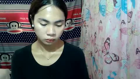 Snapshot of loving_rhean chatting on May 24, 2:38 am loving_rhean online show from May 24, 2:38 am