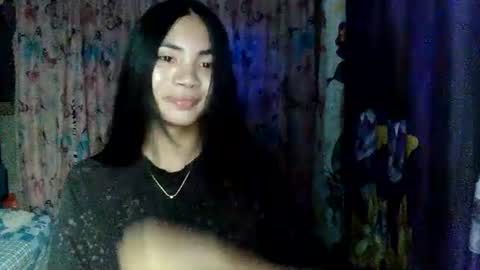 Snapshot of loving_rhean chatting on July 3, 12:55 pm loving_rhean online show from July 3, 12:55 pm
