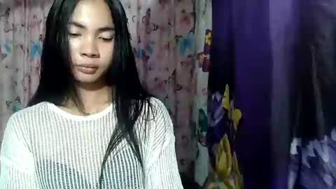 Snapshot of loving_rhean chatting on July 7, 11:14 am loving_rhean online show from July 7, 11:14 am