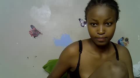 Snapshot of lovly_lastborn1 chatting on May 13, 6:55 am lovly_lastborn1 online show from May 13, 6:55 am