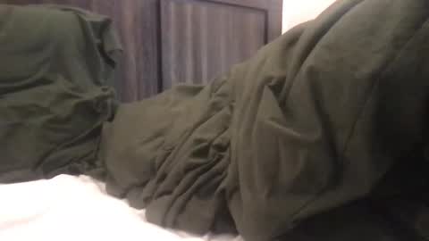 Snapshot of lozivelle chatting on December 13, 7:53 pm lozivelle online show from December 13, 7:53 pm