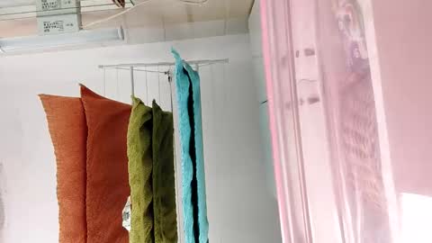 Snapshot of lshot_d chatting on January 29, 12:13 pm Lshot D online show from January 29, 12:13 pm