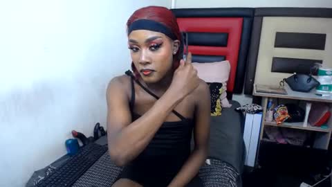lsnnickykhanyile online show from June 20, 6:54 pm