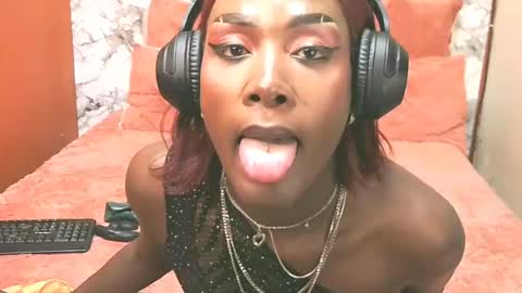 lsnnickykhanyile online show from July 8, 11:31 pm