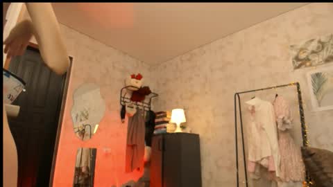 Ida online show from December 5, 3:26 am