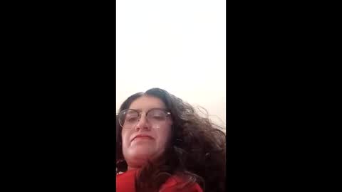 Snapshot of luana363 chatting on June 1, 6:20 pm luana363 online show from June 1, 6:20 pm