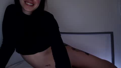 Snapshot of luana789 chatting on December 6, 10:08 pm luana online show from December 6, 10:08 pm