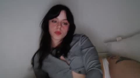 Snapshot of luana789 chatting on October 12, 9:36 pm luana online show from October 12, 9:36 pm