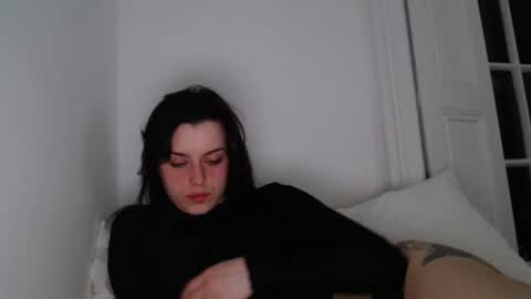Snapshot of luana789 chatting on October 13, 9:37 pm luana online show from October 13, 9:37 pm