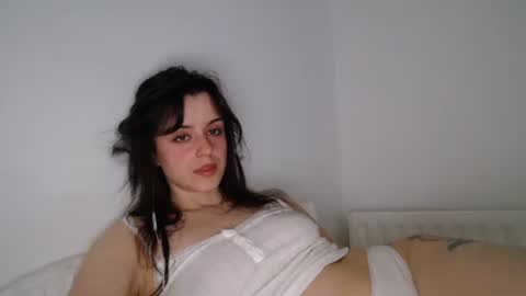 Snapshot of luana789 chatting on October 14, 9:48 pm luana online show from October 14, 9:48 pm
