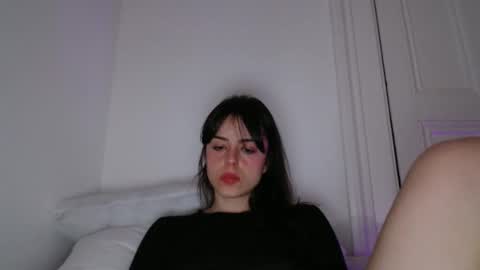 Snapshot of luana789 chatting on June 9, 9:37 pm luana online show from June 9, 9:37 pm