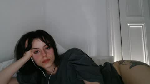 Snapshot of luana789 chatting on July 3, 10:16 pm luana online show from July 3, 10:16 pm