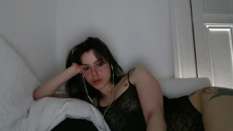 Snapshot of luana789 chatting on July 22, 10:01 pm luana online show from July 22, 10:01 pm