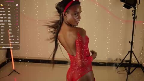 Snapshot of luanarisque chatting on February 26, 2:15 am IG luana orq online show from February 26, 2:15 am