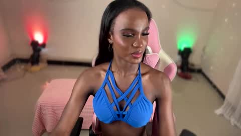 Snapshot of luanarisque chatting on November 14, 5:28 am IG luana orq online show from November 14, 5:28 am