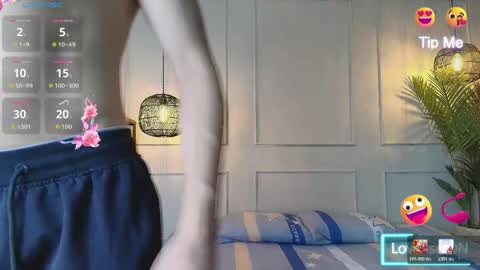 Snapshot of luandy_ chatting on May 22, 11:49 am lUAN online show from May 22, 11:49 am