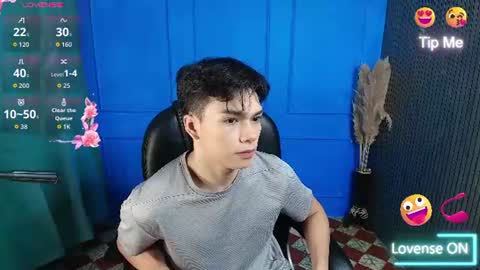 Snapshot of luandy_ chatting on June 12, 11:42 am lUAN online show from June 12, 11:42 am