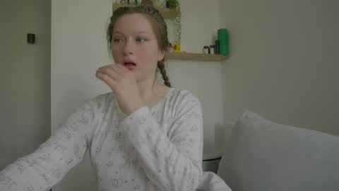 lubimka_lu online show from April 27, 1:20 pm