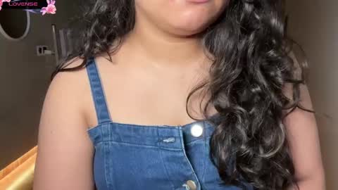 Snapshot of lubna_07 chatting on June 6, 3:00 am slow poison online show from June 6, 3:00 am