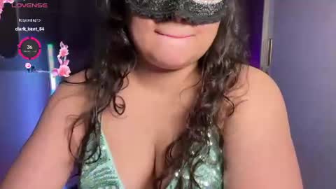 Snapshot of lubna_07 chatting on July 27, 3:30 pm slow poison online show from July 27, 3:30 pm