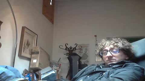 luca78 online show from March 8, 9:06 am