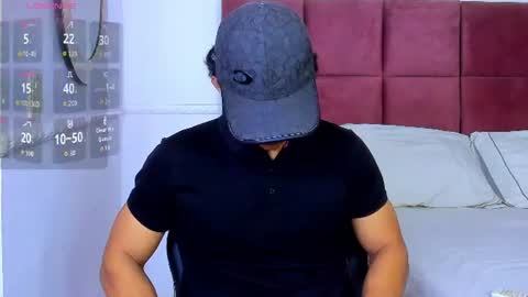 Snapshot of luca_mashle chatting on July 11, 2:25 am luca_mashle online show from July 11, 2:25 am