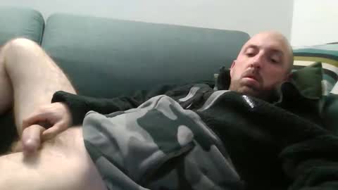 Snapshot of lucabeech88 chatting on November 23, 7:13 pm Luca online show from November 23, 7:13 pm