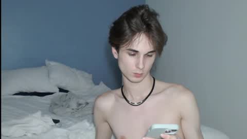 Snapshot of lucacharm chatting on December 27, 12:07 am lucacharm online show from December 27, 12:07 am