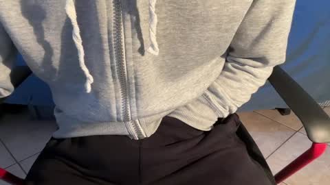 luca online show from December 2, 11:23 am