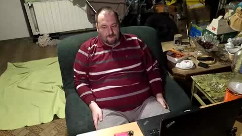 Snapshot of lucas84boy chatting on February 22, 5:57 pm lucas84boy online show from February 22, 5:57 pm