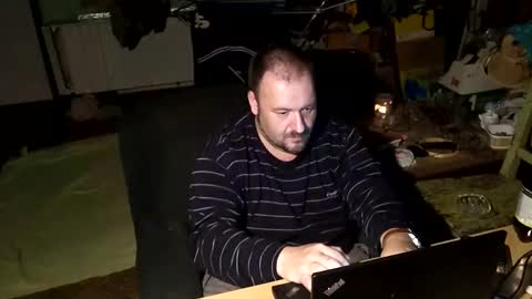 Snapshot of lucas84boy chatting on February 23, 4:13 pm lucas84boy online show from February 23, 4:13 pm