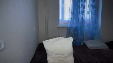 Snapshot of lucas_dany chatting on December 6, 6:15 am Lucas Gill online show from December 6, 6:15 am