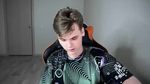 Snapshot of lucas_dany chatting on December 26, 4:58 pm Lucas Gill online show from December 26, 4:58 pm