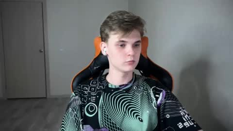 Snapshot of lucas_dany chatting on December 27, 5:26 pm Lucas Gill online show from December 27, 5:26 pm