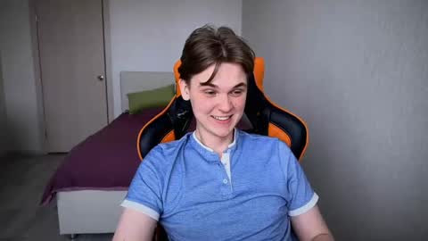 Snapshot of lucas_dany chatting on March 5, 5:29 am Lucas Gill online show from March 5, 5:29 am