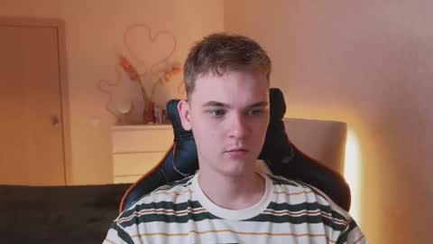 Snapshot of lucas_dany chatting on September 12, 2:11 am Lucas Gill online show from September 12, 2:11 am