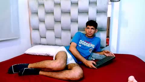Snapshot of lucas_dream chatting on June 11, 12:03 pm lucas_dream online show from June 11, 12:03 pm