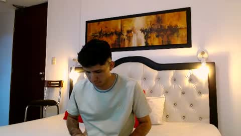 Snapshot of lucas_dream chatting on July 4, 11:49 am lucas_dream online show from July 4, 11:49 am