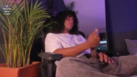 Snapshot of lucas_eevans07 chatting on October 22, 2:17 pm online show from October 22, 2:17 pm