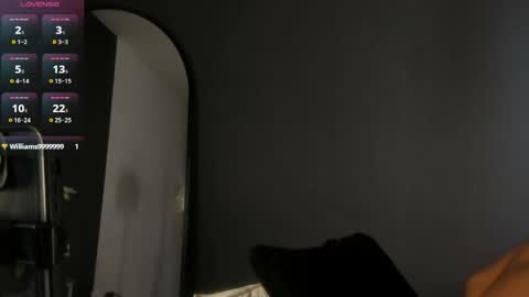 Snapshot of lucas_eevans07 chatting on April 1, 1:41 pm online show from April 1, 1:41 pm