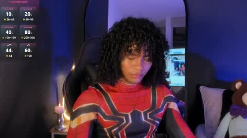Snapshot of lucas_eevans07 chatting on April 2, 2:58 pm online show from April 2, 2:58 pm