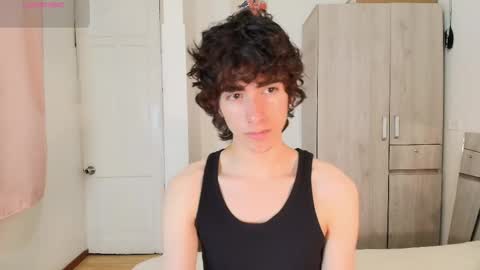 lucas_xo online show from November 17, 11:10 pm