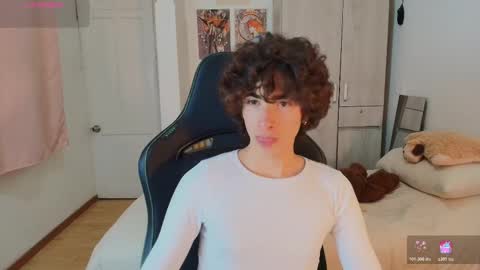 lucas_xo online show from December 20, 11:56 pm