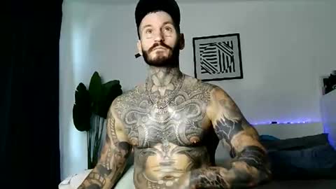 lucasexclusive online show from May 3, 5:57 am
