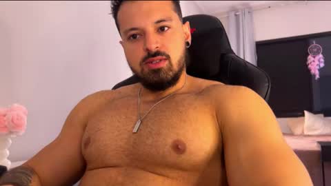 lucasfit24 online show from November 16, 3:28 pm