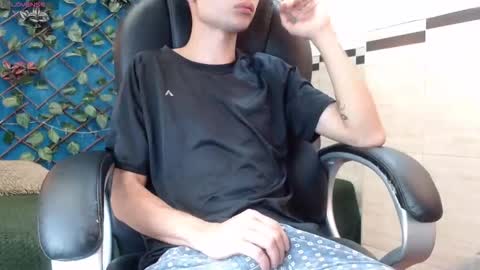 LucassSmith11 online show from January 14, 12:00 pm